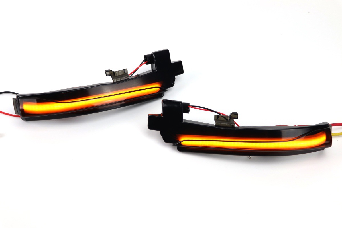 Suitable for Volvo S60 S80 V40 Ii V60 Cc V70 Iii Rearview Mirror Running Water Turn Signal
