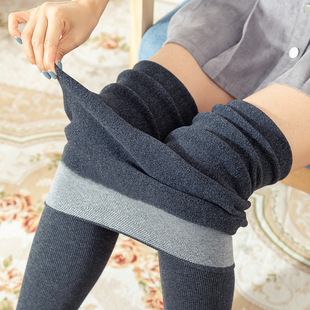 ������ů�ӽq�ݼy���ѝ�ŷ�Ů���⴩������ɫ��ѝ�Ӻ�ëѝ�Bѝ�m