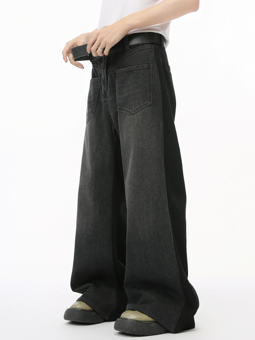 MTLCLOTHES Hombres| 2024 otoño nuevos productos nicho deconstrucción empalme de color de piernas anchas de la moda jeans