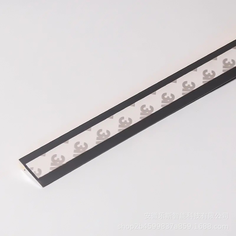 Luz de gabinete de montaje superficial Permo, luz de estante, luz LED de tira rígida, luz lineal, tira de luz para estante inferior de gabinete sin ranura.