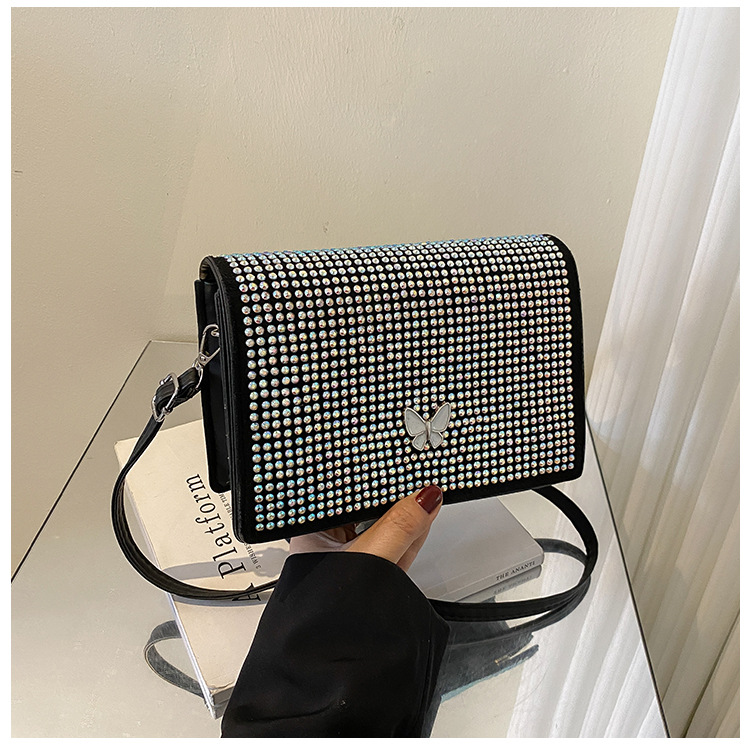 Nueva Moda Para Mujer, Pequeña Bolsa Cuadrada De Hombro Con Diamantes Ligeros Y Axilas display picture 4