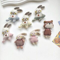 韓国の森系アニメの布芸のウサギの子供のかわいいスカートの熊のブローチの子供のレギンスのアクセサリーのアクセサリ