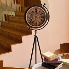 美式客厅别墅办公室复古创意落地钟三脚摆件欧式立钟机械齿轮台钟
