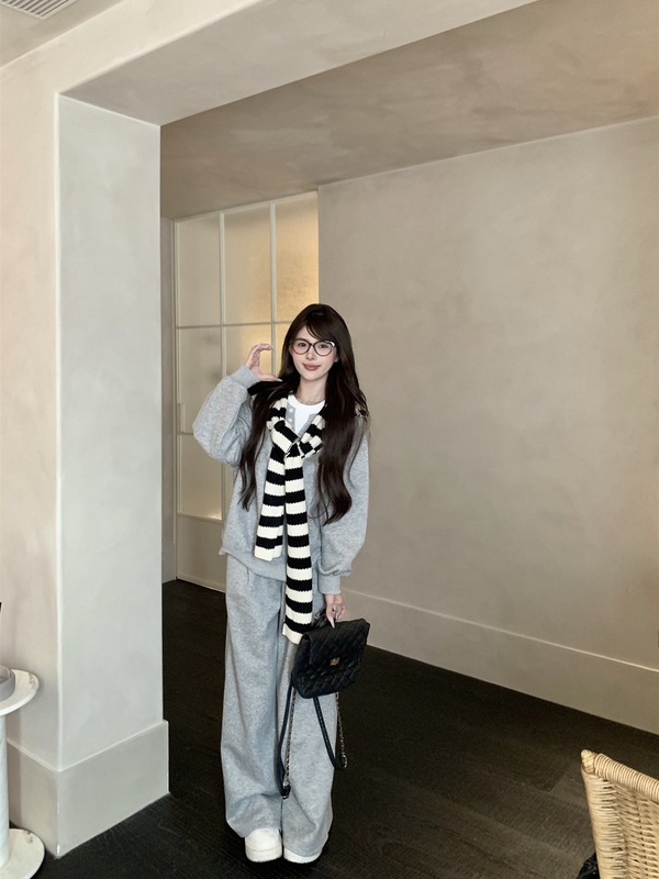 休闲套装拼接假两件长袖卫衣条纹披肩女秋季灰色运动阔腿裤三件套|undefined