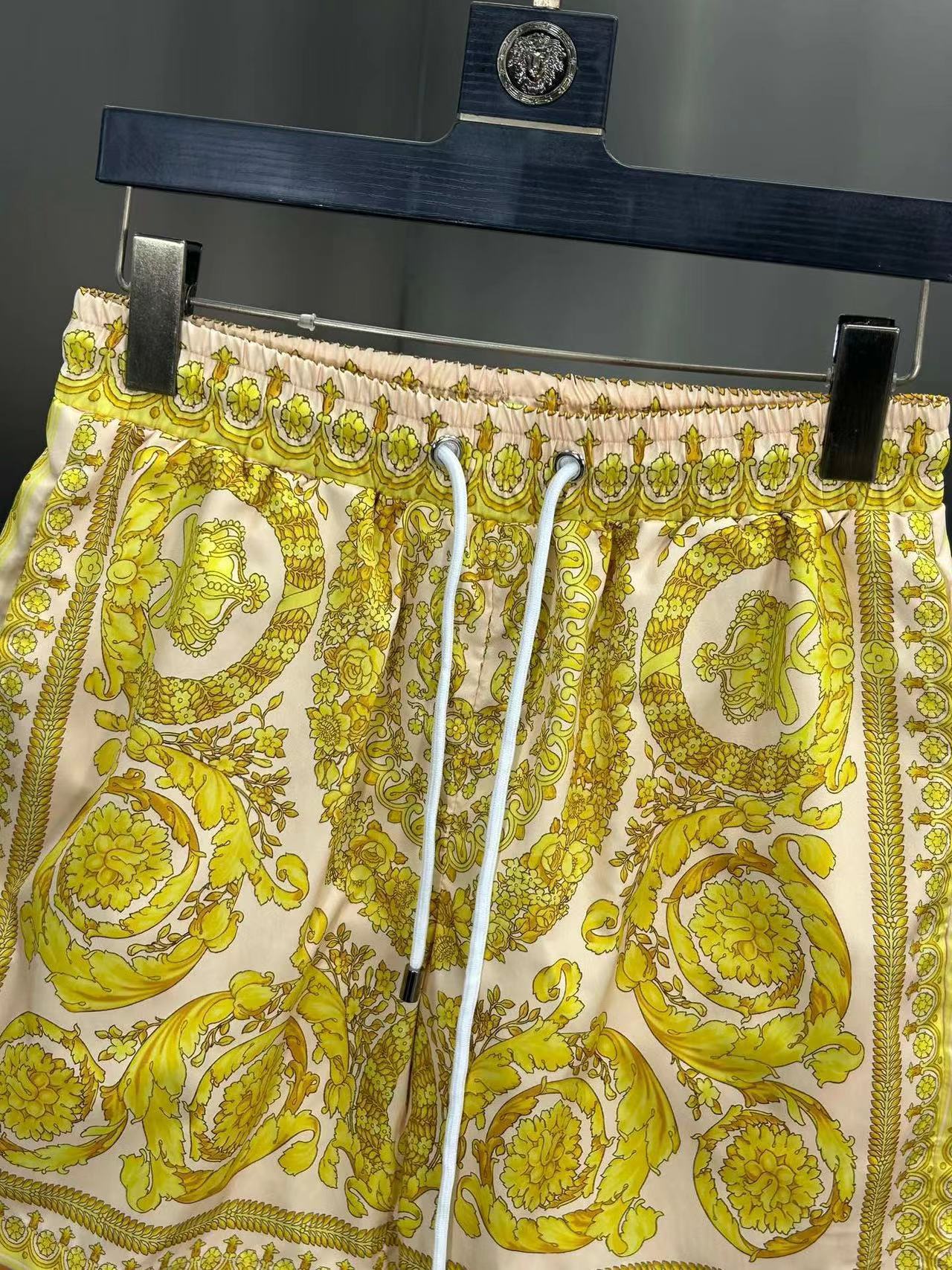 Heren zwemshort sneldrogend met medusa print voor op het strand_voghion.com