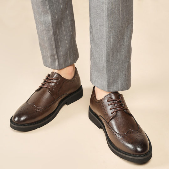 Autumn Carved Brock Genuine Leather Men's Shoes 2025 New Elevated Business Dress Shoes Men's British Wedding Shoes