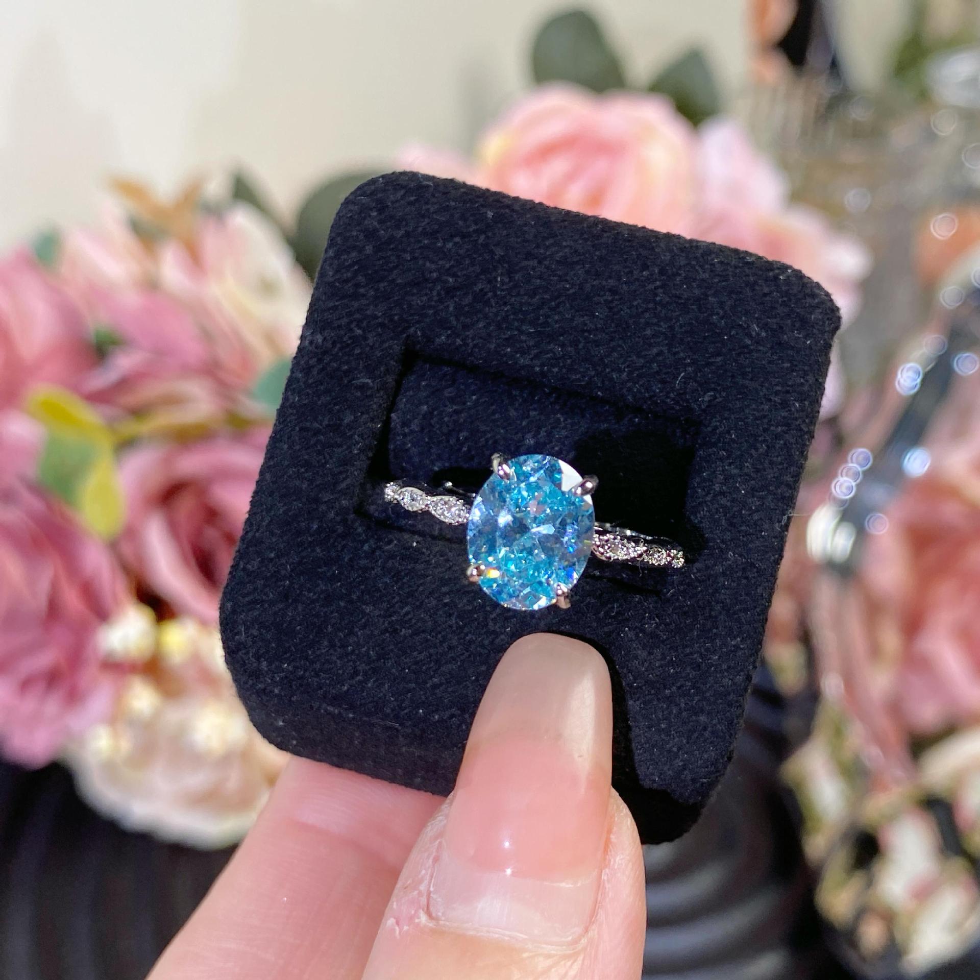 Women's Gemstone Ring With High Carbon Diamond Luxury Design_voghion.com