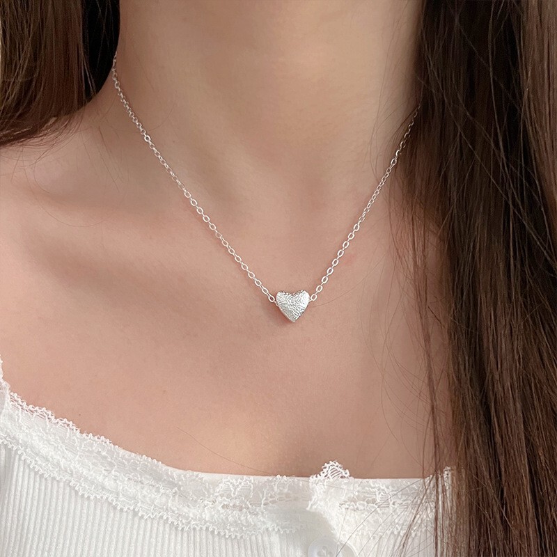 日常的に多用途な S925 スターリングシルバー アクアマリン バタフライ ネックレス、女性用、色あせしない、ニッチなハイエンドの軽い高級鎖骨チェーン、新しい|undefined