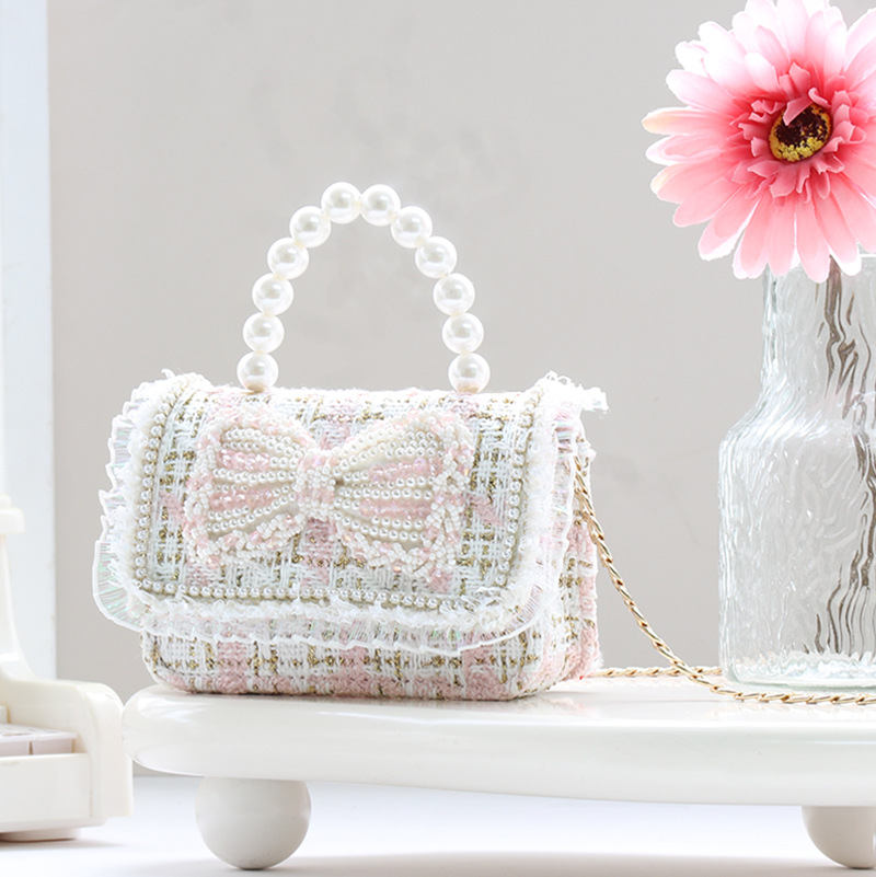 큰 분홍색 격자