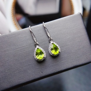 Factory wholesale explosions natural olivine earrings S925 silver inlaid main stone 5*7 selling Europe and the United States a generation of hair