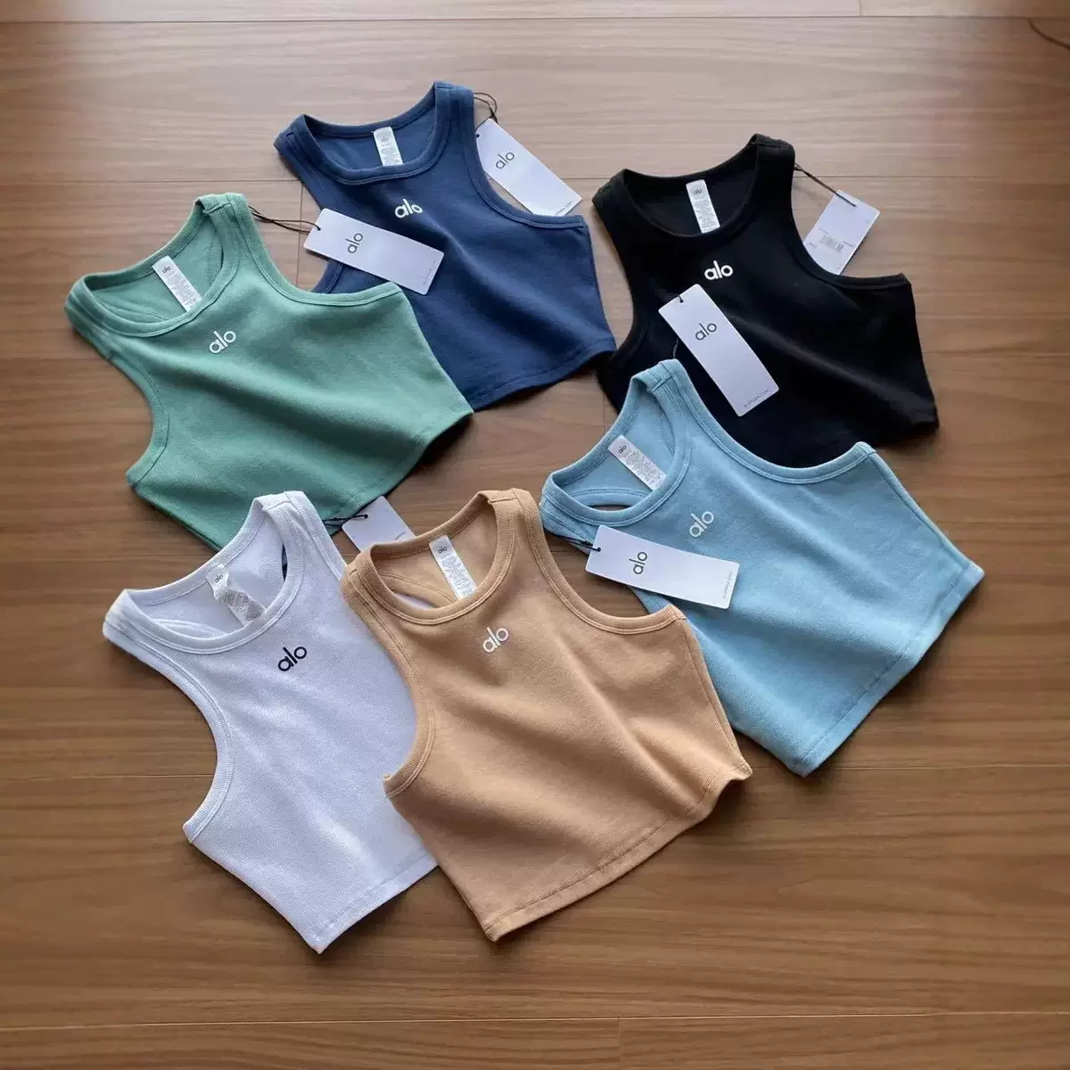 alo工字防震聚拢一体运动短款背心内衣女健身跑步瑜伽服美背上衣