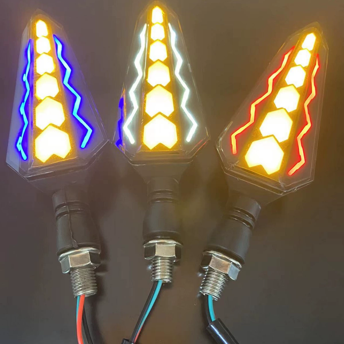 Применимый мотоциклетный модифицированный поворотник, новый 17LED поворотник, двухцветный индикатор расхода воды, сигнальный свет, дневные ходовые огни