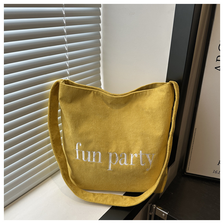Simple hand-held corduroy large-capacity daily casual work single-shoulder bag, niche tote bag, fashionable canvas bag undefined