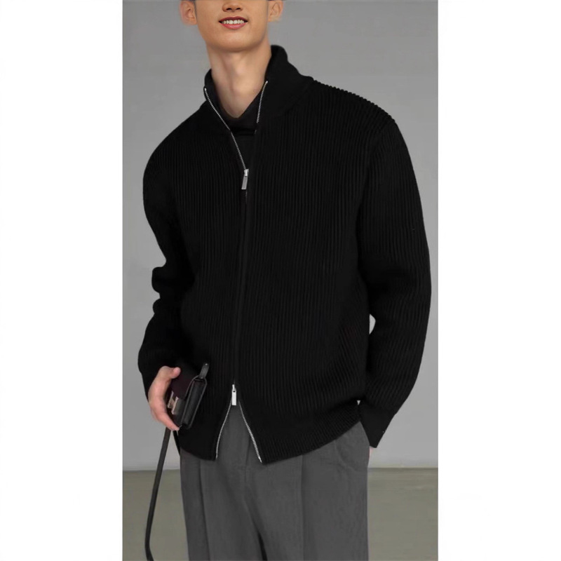 Autumn and Winter High-End Comfortable Chain-Collar Knitted Cardigan for Men, Slim Fit, Fashionable, Simple, Casual, Versatile Jacket, Long-Sleeved for Men