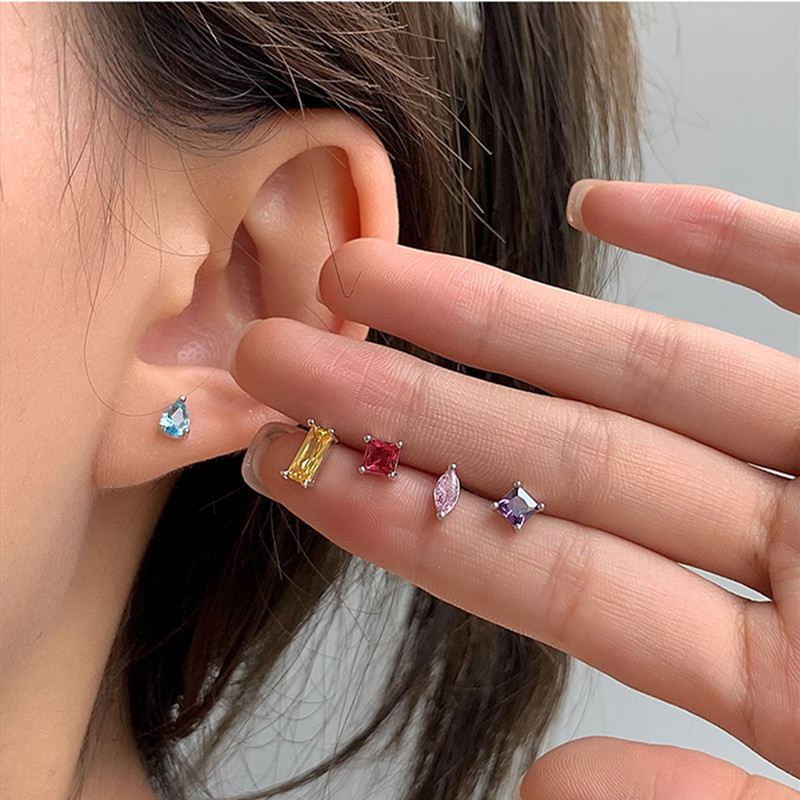 1 Pair Quantity 1 Pair Silver Zircon Square Ear Studs