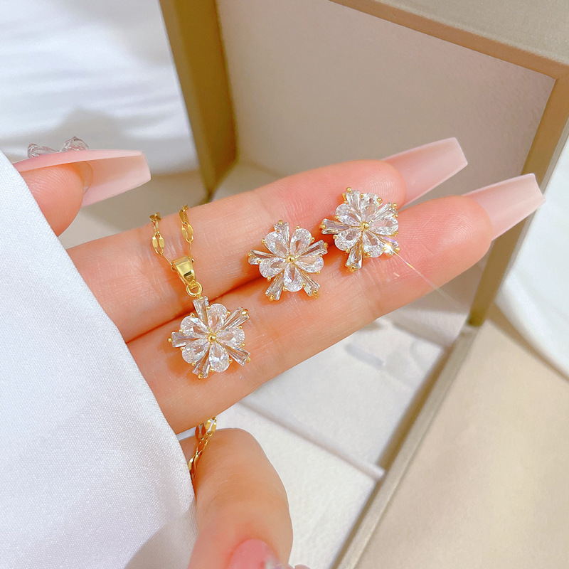 Zircon Inlay Material Earrings, Necklace Classification Golden Plated 304 Stainless Steel Electroplating Zircon Flower Sweet Earrings Necklace For Women'S