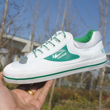 ���u�p����Ůͬ��W�����e����Ь�͎�ƽ�׹���Ь��r�b������\��