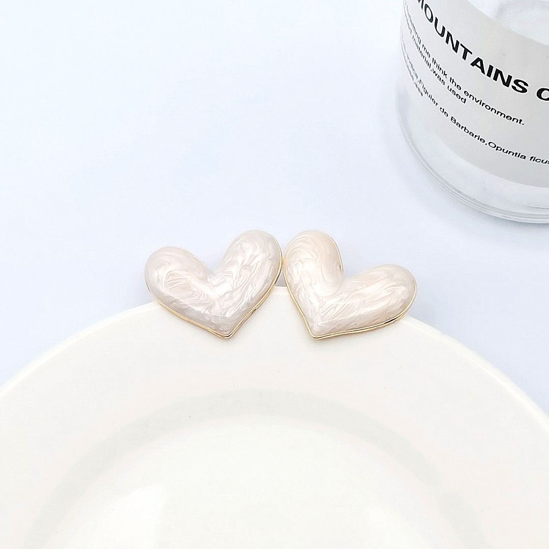 Valentine'S Day Festival 1 Pair Simple Style Heart Shape Alloy Ear Studs