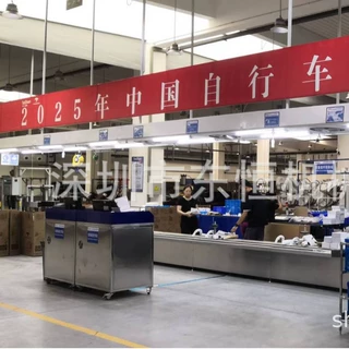 厂家供应地轨式输送机流水线 五金电子塑胶工艺品自动喷涂定制