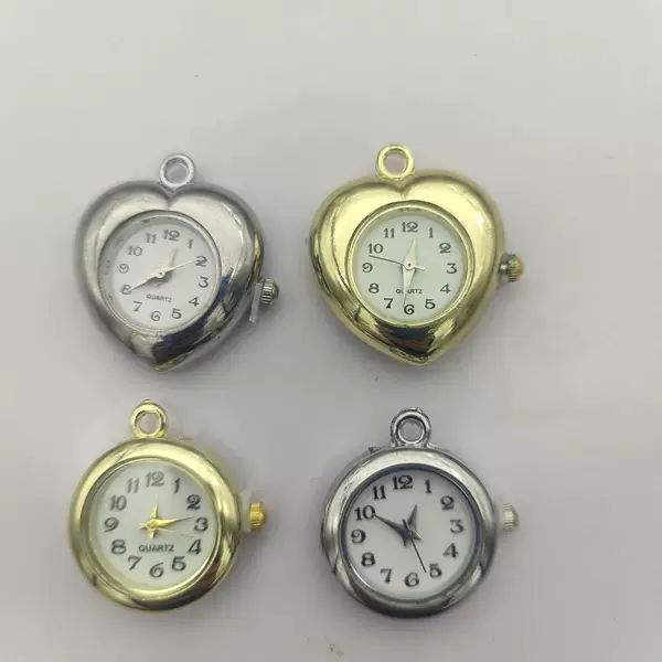 Hot-selling white watch face love-themed decorative trendy bracelet watch, fashion week trendy bracelet watch with freely customizable watch face