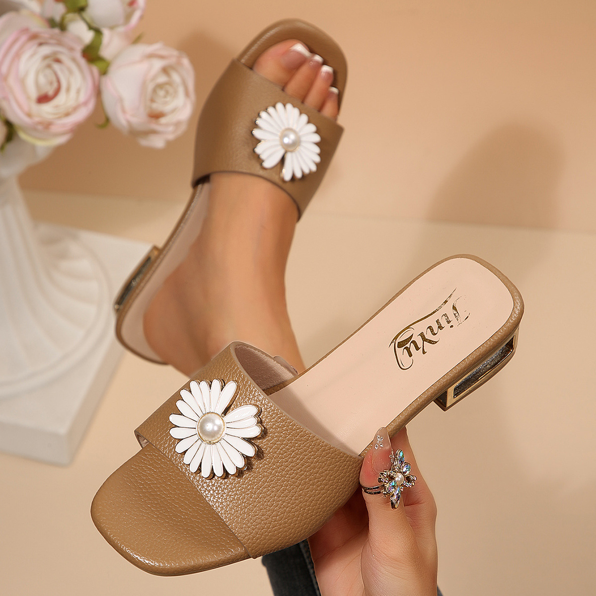 Sandalias de Tacón Alto con Puntera Cuadrada de Cuero Sintético con Tacón Ancho para Verano y Uso Diario