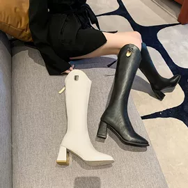 高跟拖鞋;高跟凉鞋;平底拖鞋