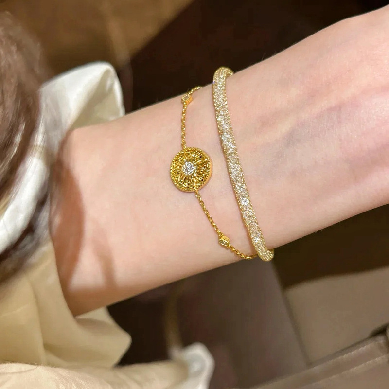 Real Gold 24K Electroplating Strong Color Retention French Retro Sun Goddess Crushed Ice Compass Accessible Luxury Simple Starburst Bracelet