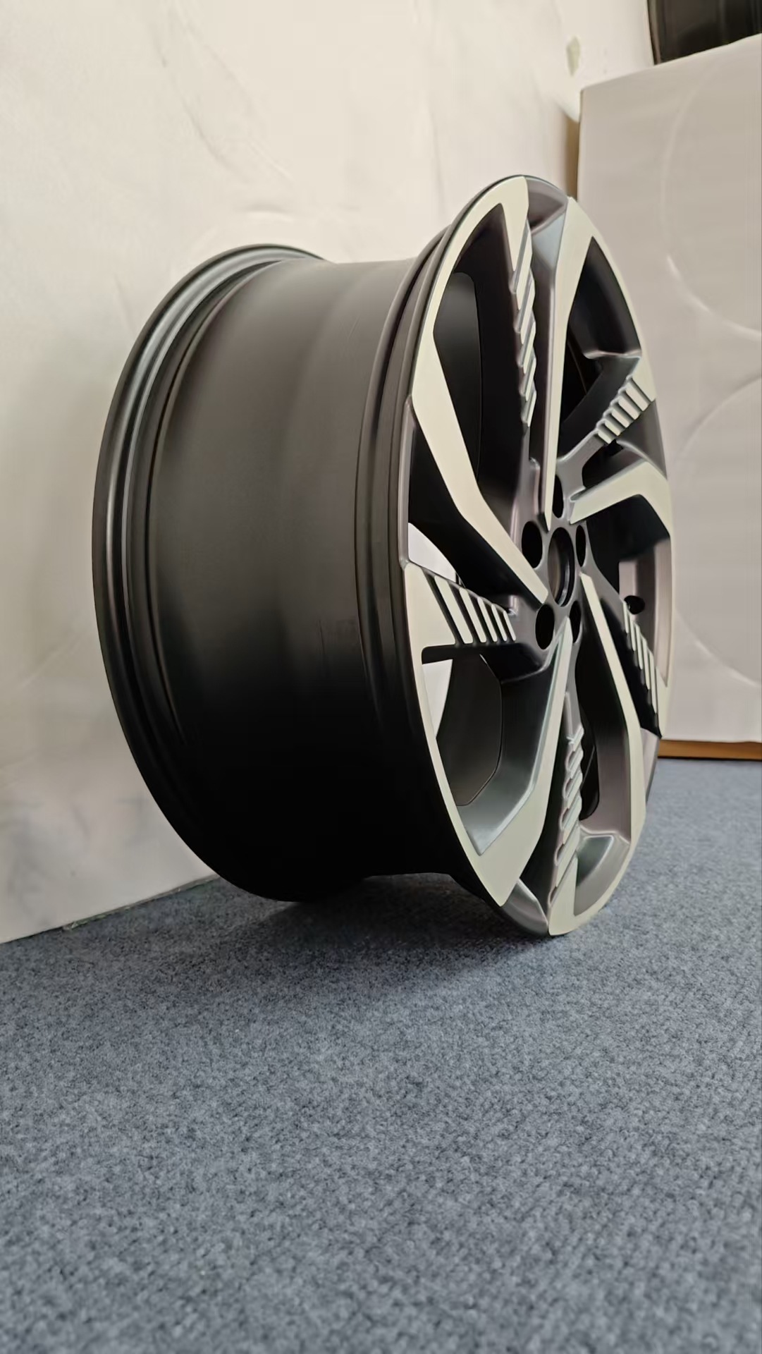 Geely Xingyue L 20inch Wheel Hub Geely Monjaro Wheel Hub Original Model Aluminum Alloy Wheel Hub