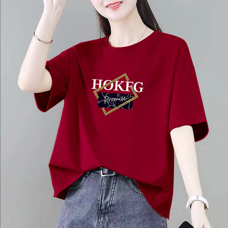 Summer design T-shirt with a round collar