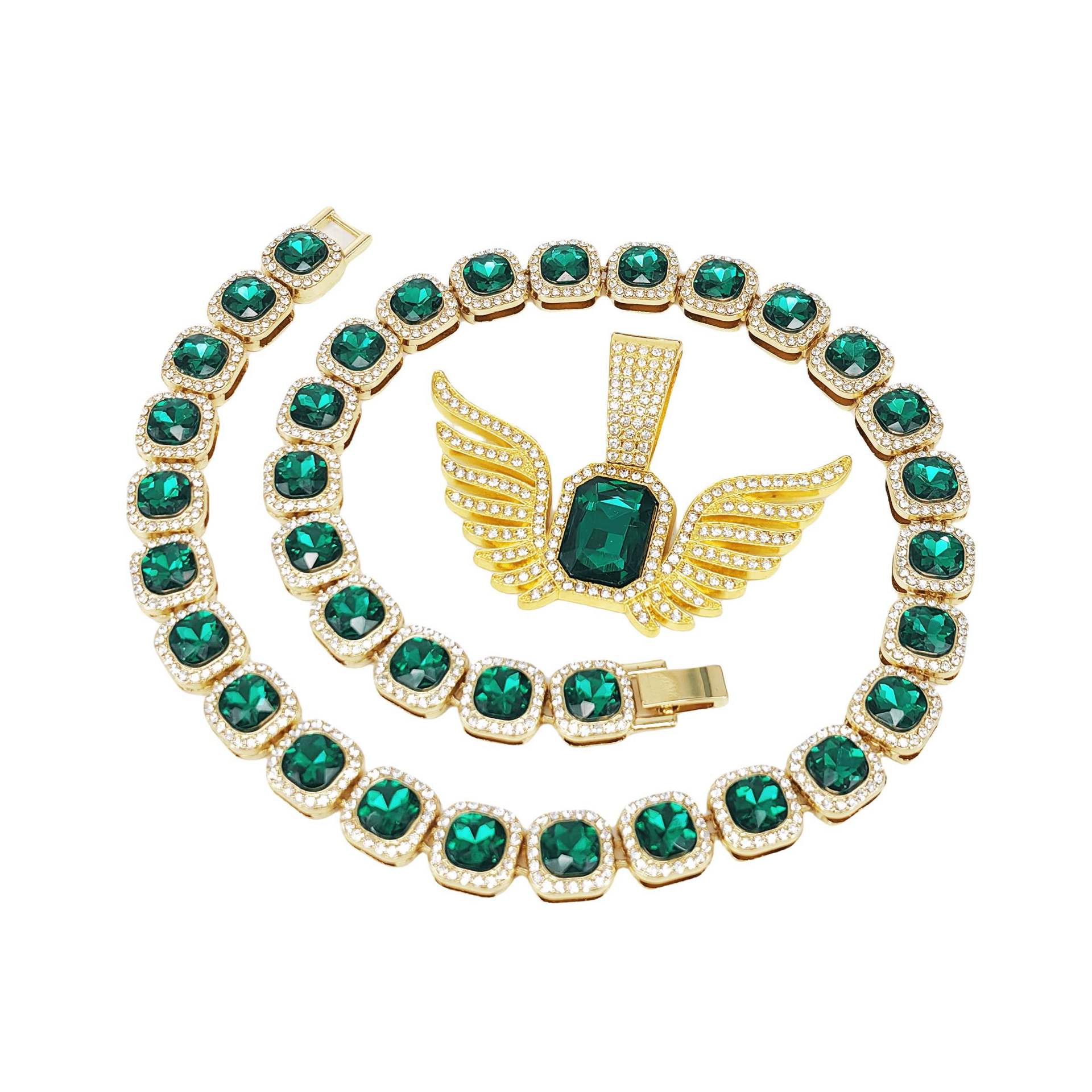 European and American hip-hop full-diamond emerald wing pendant, fashionable cross-border personalized angel wing necklace, wholesale from manufacturer