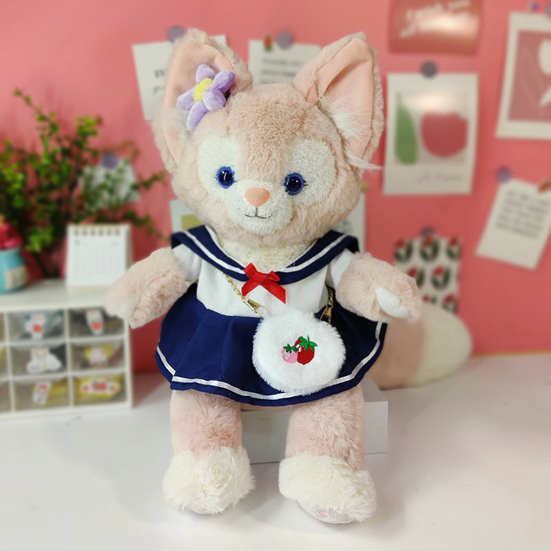 네이비 스커트 + 딸기 가방