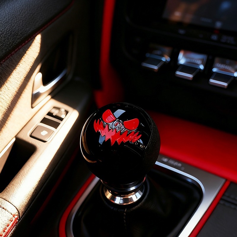 Car modification gear shift knob, manual transmission, round black and white ghost face design, resin gear stick head, universal shift lever