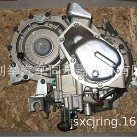 同步器;变速器轮轴;变速器