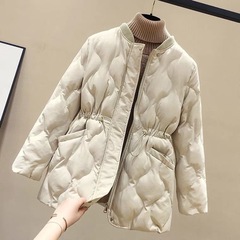 中長タイプの綿の服の女性の冬の小さい香風の気質の新型の韓国版の洋気は腰の綿の服のコートの小さい背の綿入れの上着を収めます。