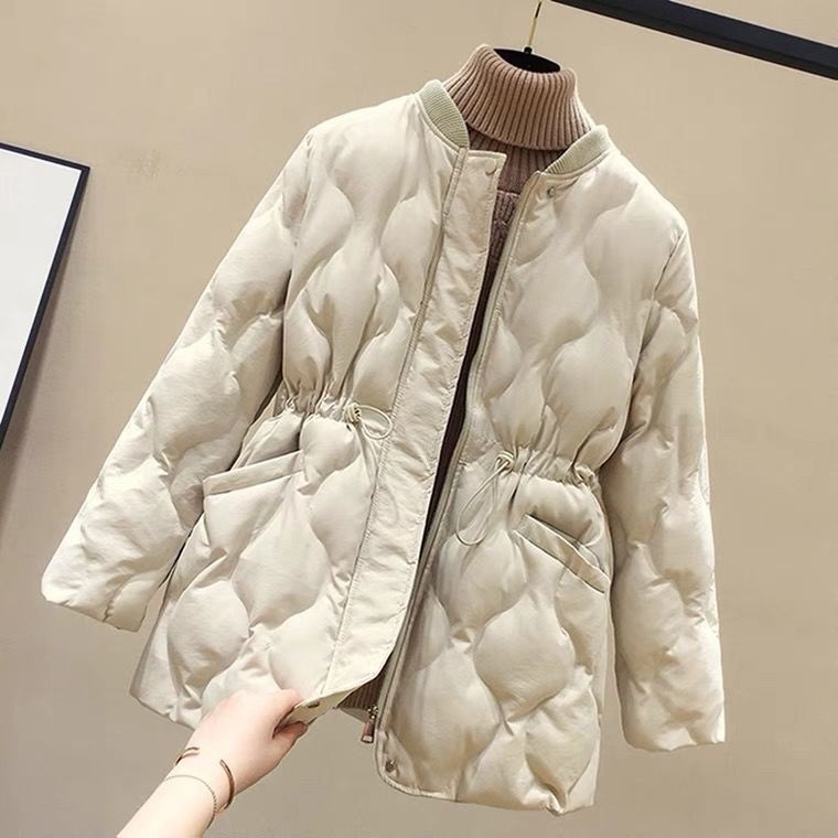 中長タイプの綿の服の女性の冬の小さい香風の気質の新型の韓国版の洋気は腰の綿の服のコートの小さい背の綿入れの上着を収めます。|undefined