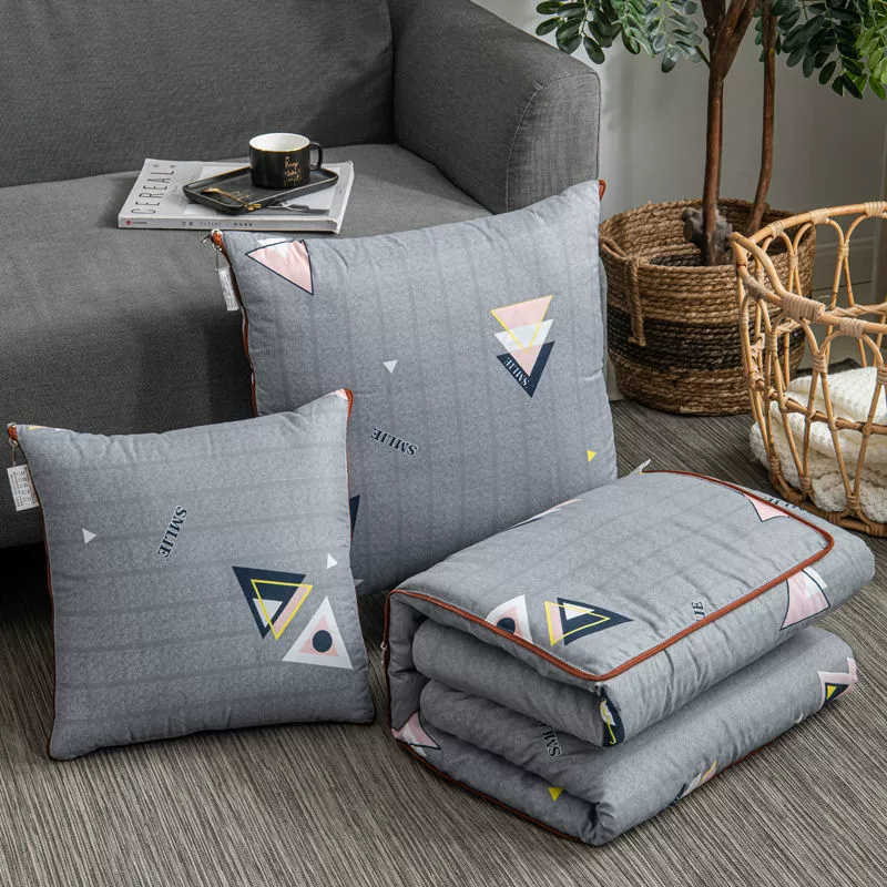 Pillow for elementary school students, folding duvet at lunchtime, for students