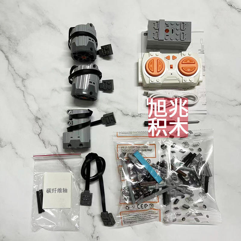 682 大兰博➕碳纤维水印