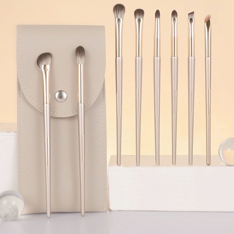 Cangzhou soft hair eyeshadow brush suit 8 makeup brushes eye beginner nose shadow blooming details eyeliner blade brush Cangzhou soft hair eyeshadow brush suit 8 makeup brushes eye beginner nose shadow blooming details eyeliner blade brush