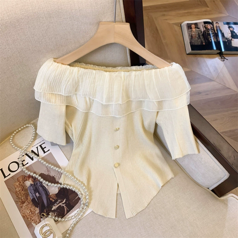 Французская рубашка контрастного цвета с рюшами на одно плечо и короткими рукавами для женщин летом, нишевый, уникальный, шикарный и красивый топ.