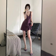 �Շ��в��c�������ȹŮ���¿���ɫV�I�����@�ݚ��|�Ը�����A��ȹ