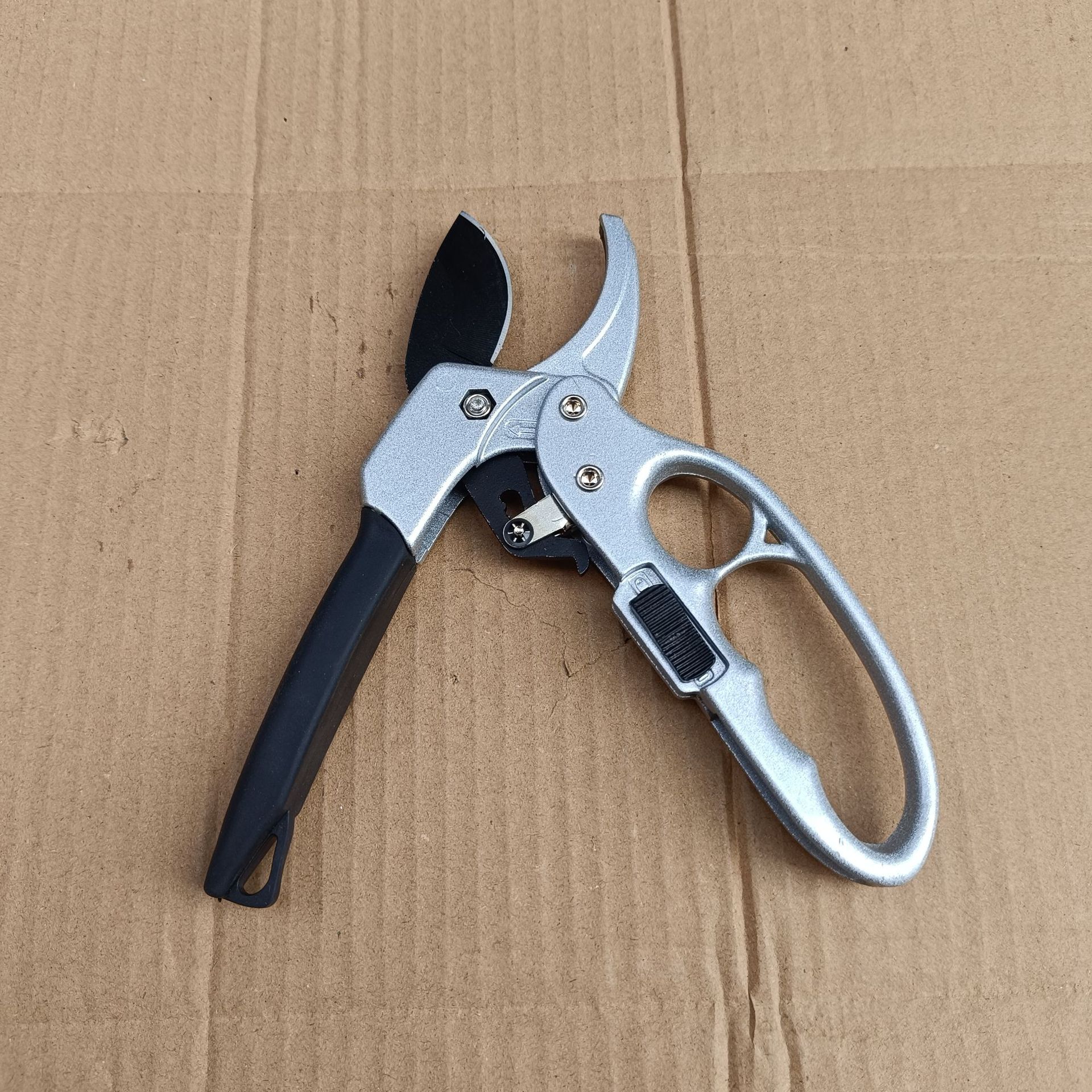 树枝修枝剪园艺修花专用修枝剪果树粗枝剪刀护手省力园林果枝剪