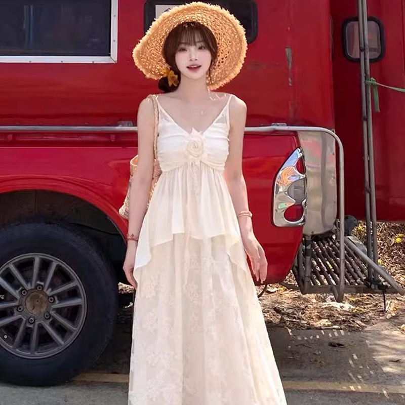 French Style Gentle Vacation Style Lace Stitching Skirt Sleeveless Top suit Summer New Sling Strap Dress