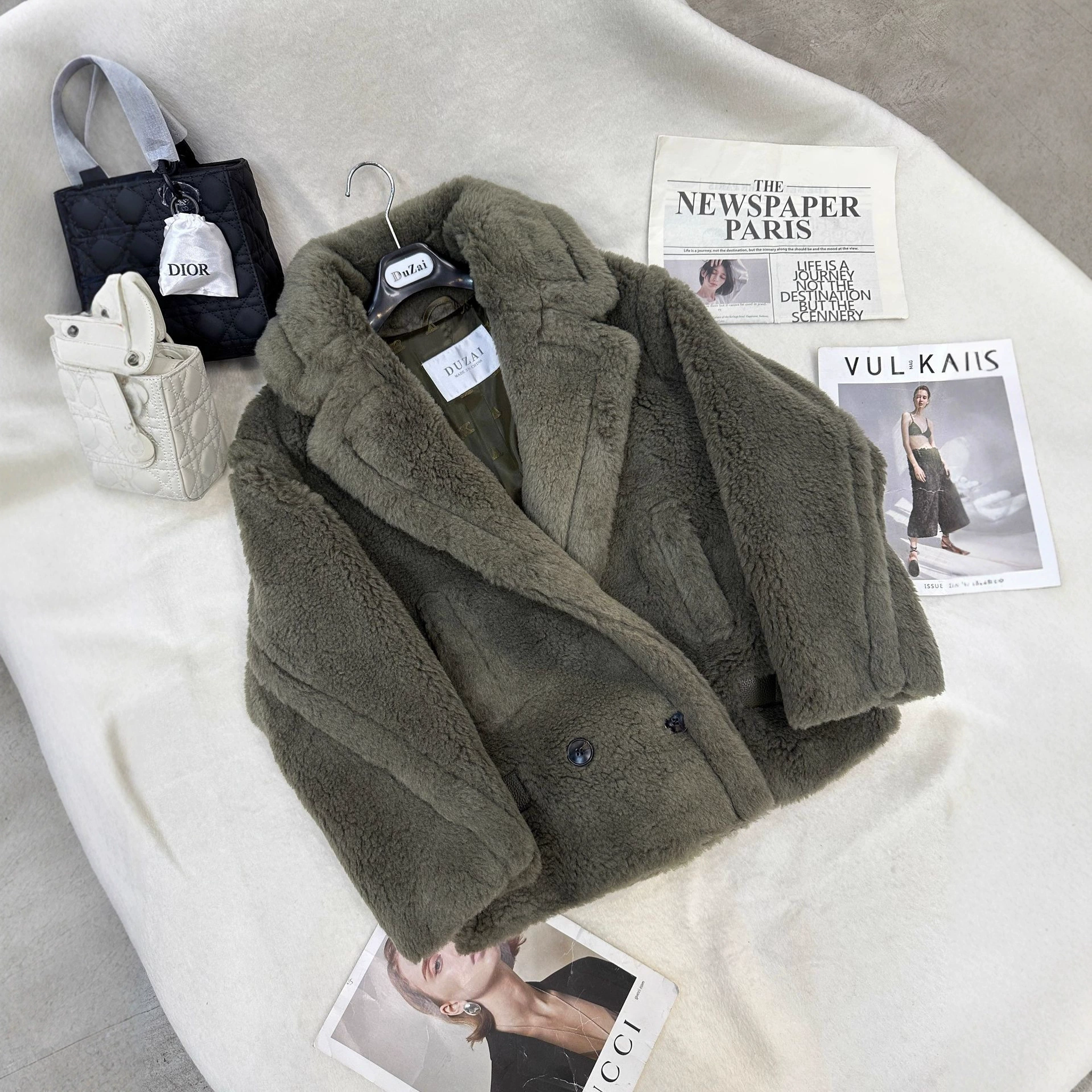 Плюшевый пиджак из верблюжьей шерсти в стиле байкерской куртки, новая зимняя коллекция, женская мода