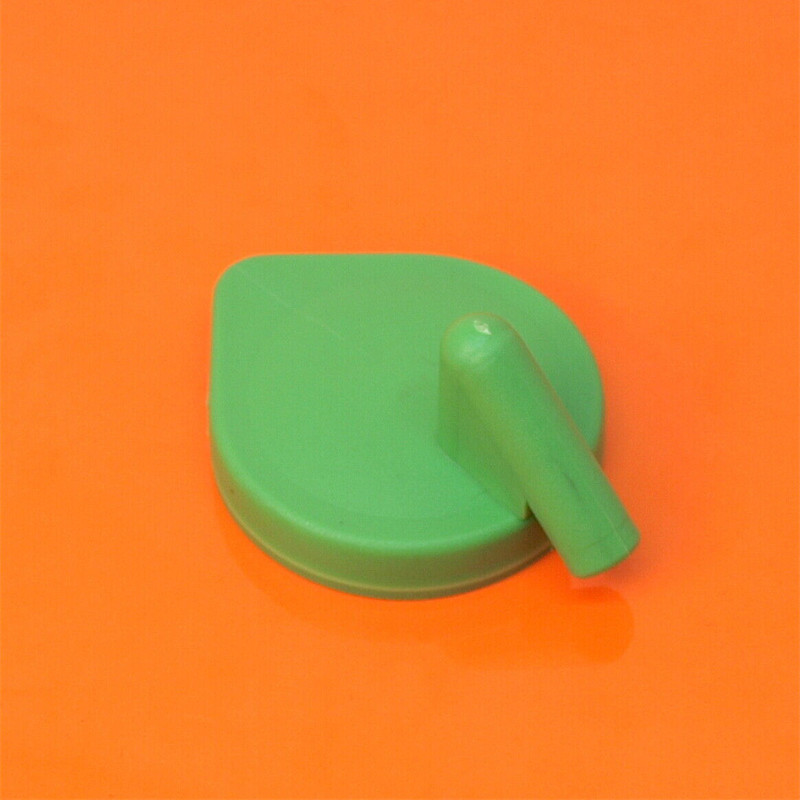 17932-63J00 for Suzuki SX4 Swift Vitara/Swift Expansion Water Tank Cover Clip