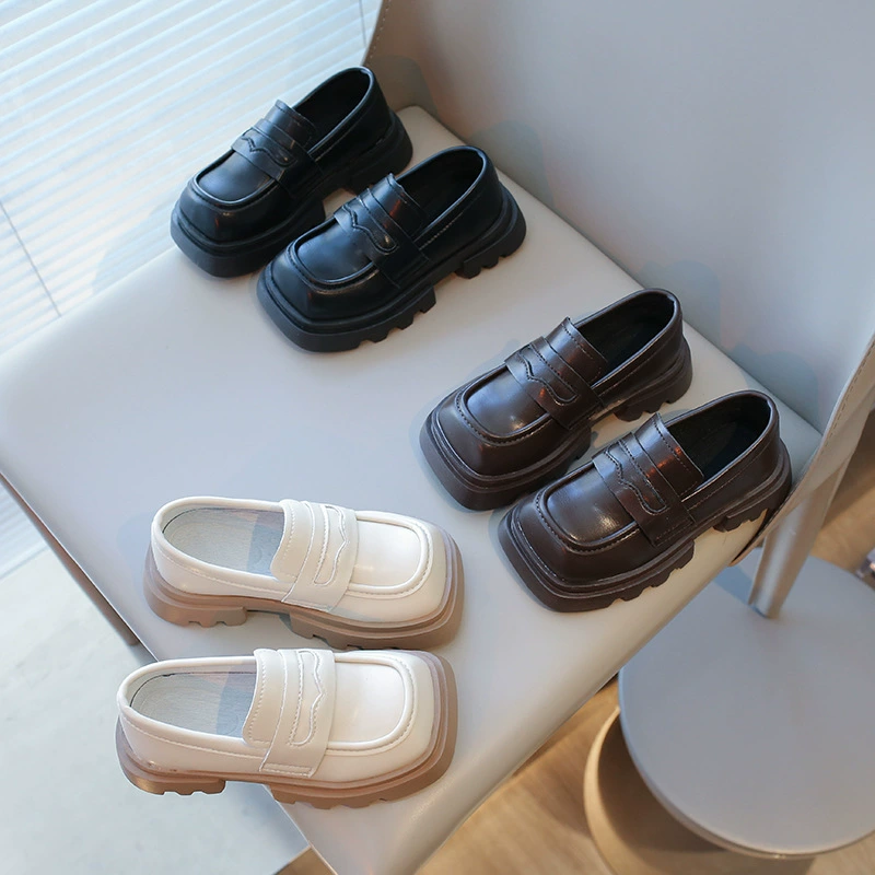 Детская кожаная обувь, новинка 2024 года, черная Однослойная обувь с квадратным носком в британском стиле с квадратным носком, студенческие модные лоферы, модные