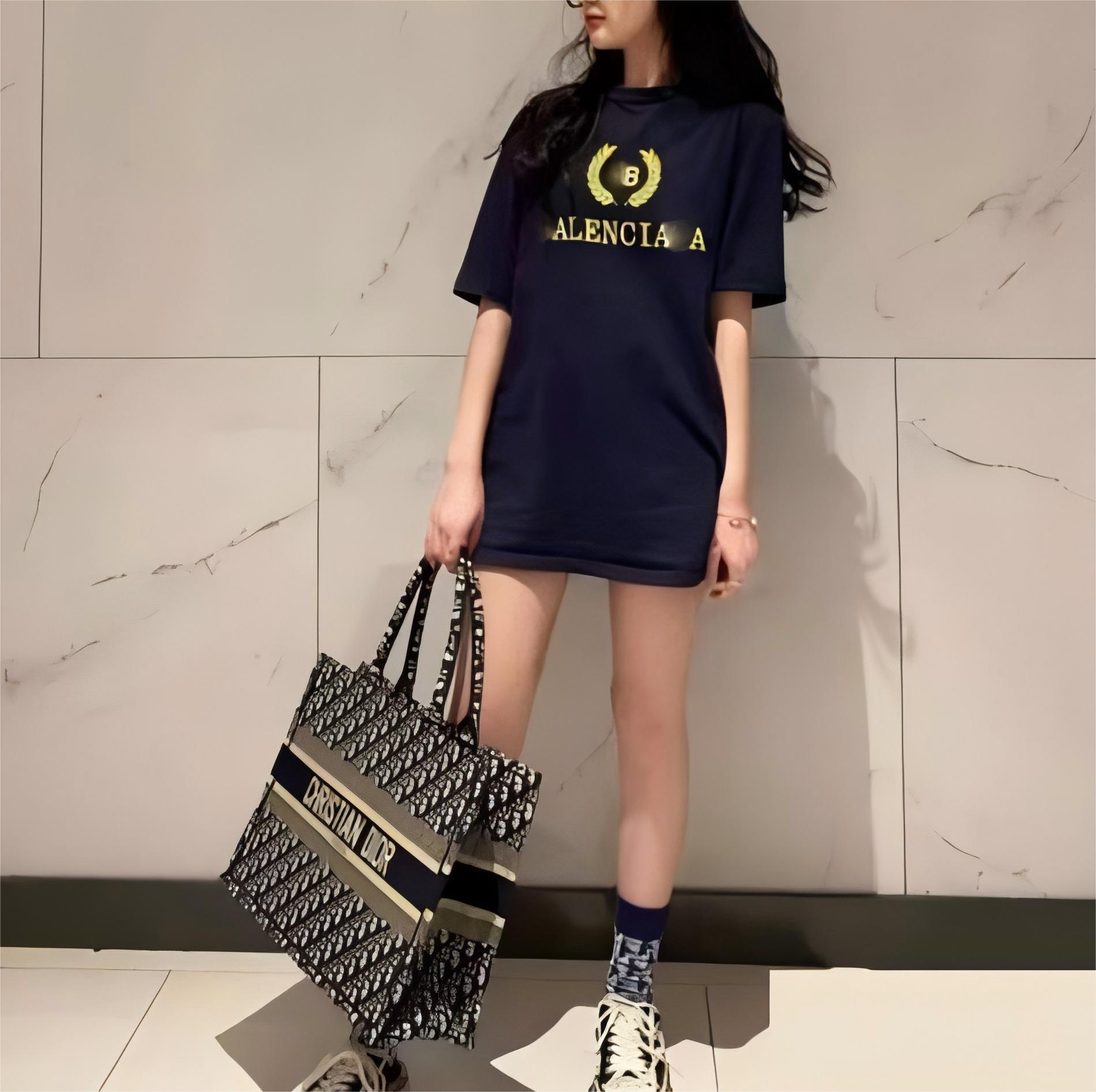 Navy blue(Gold print)