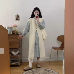 大码减龄慵懒风彩扣流苏马甲毛衣裙+单排扣连衣裙叠穿两件套秋季