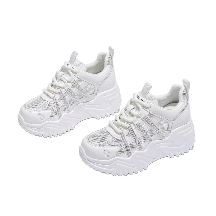 Zapatos respirables de malla gruesa para mujeres verano 2026 nuevos zapatos casuales muffin zapatos deportivos respirables para mujeres