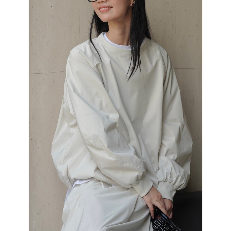 Lufu Autumn New Japanese casual sports style round neck sweater loose profile comfortable slimming long sleeve top for women