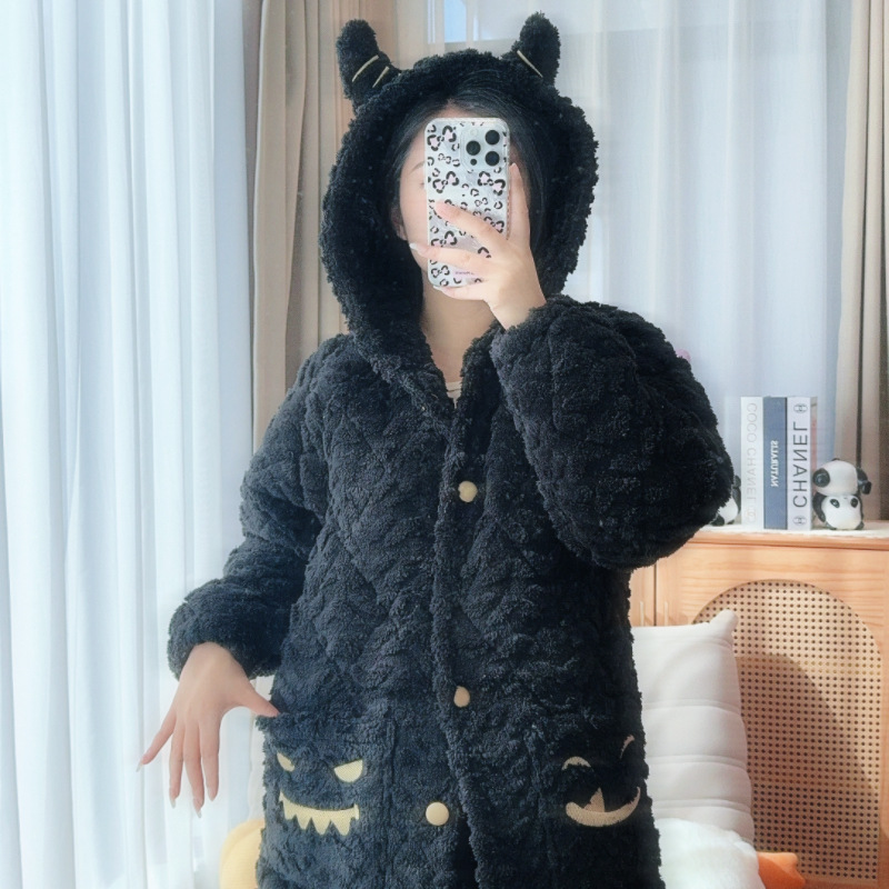 冬季三层夹棉加厚睡衣卡通连帽保暖家居服可外穿套装加长棉袄